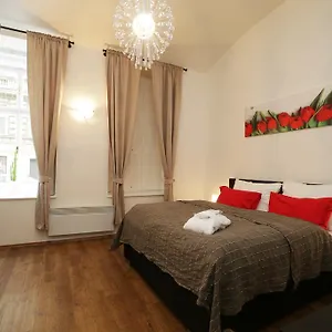 Greg Kampa Apartmán